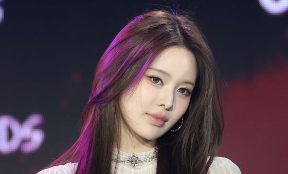 방지민, 유혹 눈빛