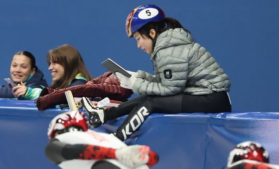 휴식 중인 김길리