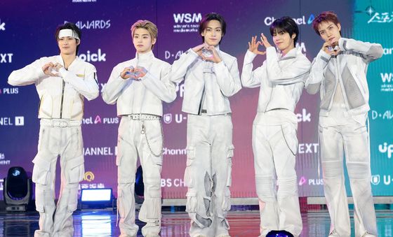 디 어워즈 참석한 82메이저