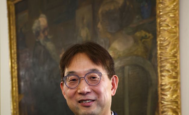 韓 발효식품 유럽 확산 공로로 佛 국회 메달 수여받은 이정근 리에코 창업자