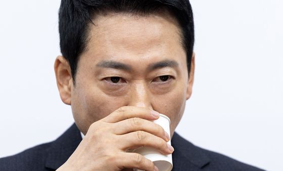 목 타는 장동혁 대표