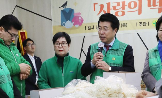 인사말하는 서강석 송파구청장