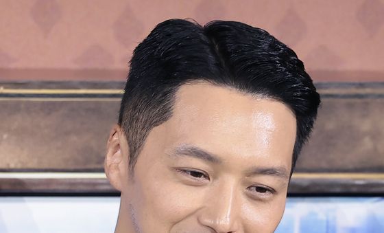 변요한, 문상민과 키스신 질문에