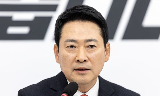 장동혁 "李대통령·정청래, 둘이 오찬하는 게 맞아"