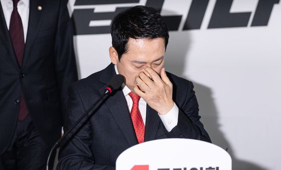 장동혁, '장고 끝 청와대 오참 불참 결정'