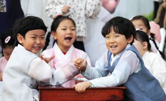 설 명절 팔씨름대회