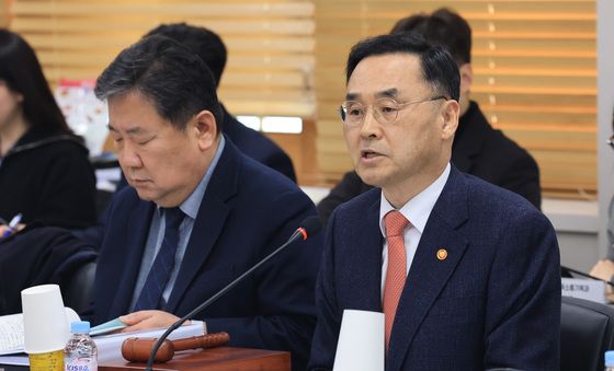 모두발언하는 차정인 국가교육위원장