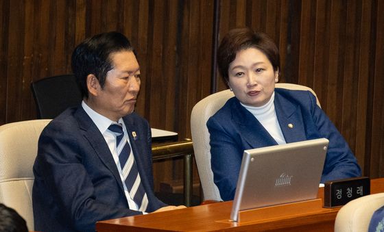 대화 나누는 정청래·이언주