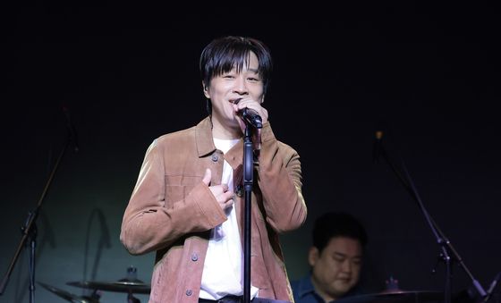 열창하는 차태현