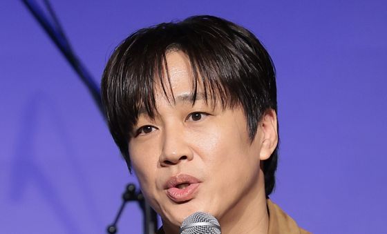 인사말 하는 차태현