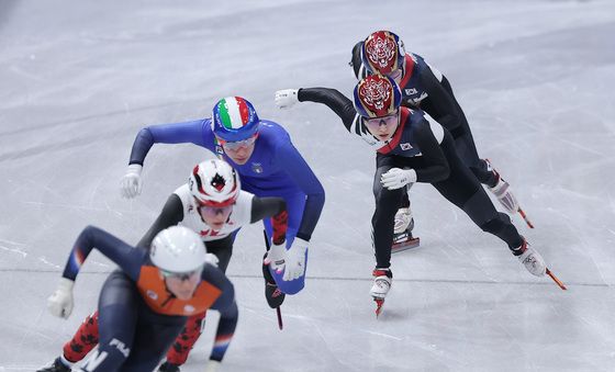 추격하는 최민정