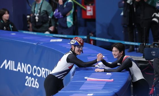 신동민과 동메달 기쁨 나누는 임종언