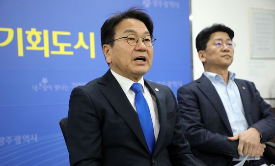 강기정 광주시장 "특별법 상임위 통과 감사"
