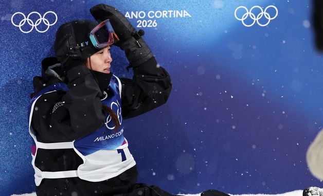 최가온, 부상으로 앉아서 대기