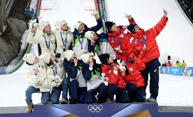 갤럭시 Z 플립7 '빅토리 셀피', 밀라노 동계올림픽 영광의 순간 포착