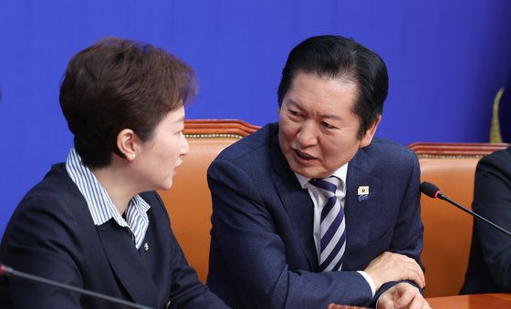 대화하는 정청래·이언주