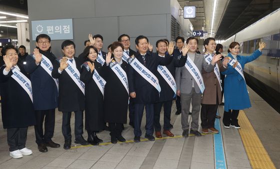 민주당 지도부의 설 인사