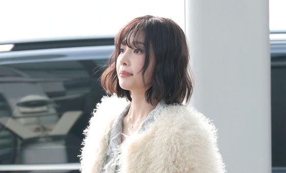 해외 출장 가는 조이