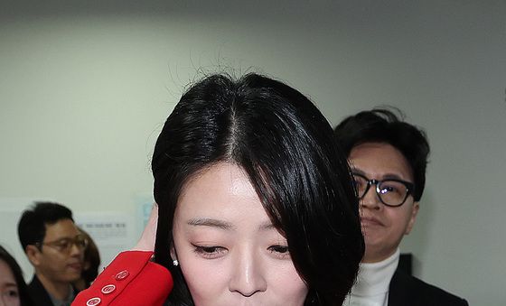 기자회견 마친 배현진·한동훈