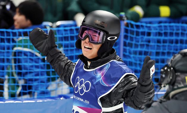 3차 결선 성공 후 환호하는 이채운