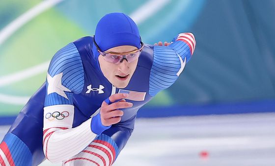 힘차게 질주하는 조던 스톨츠