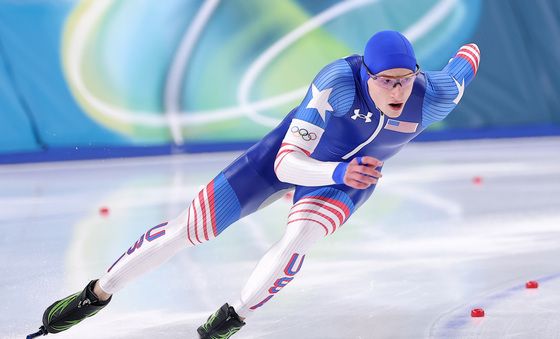 힘차게 질주하는 조던 스톨츠