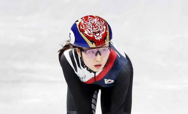 최민정, 조 1위로 준준결승 진출 성공