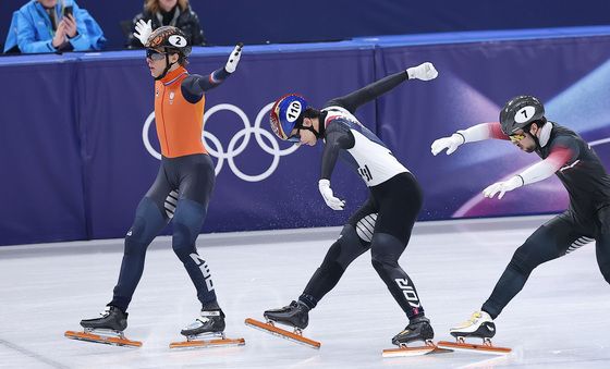 황대헌, 쇼트트랙 남자 1500m 은메달