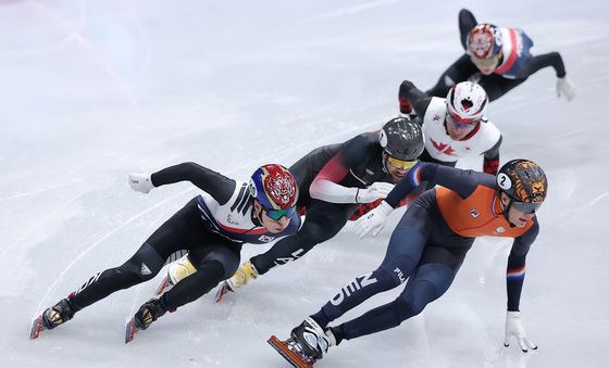 황대헌, 아웃코스