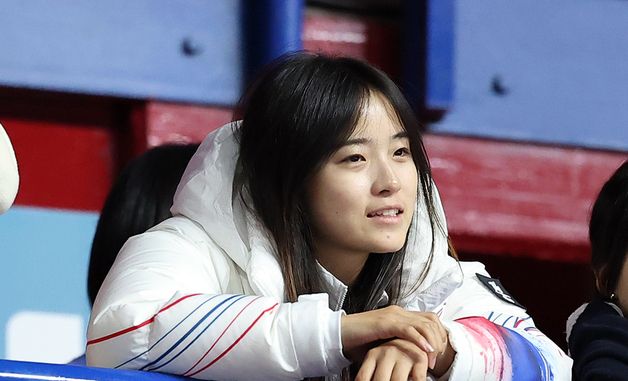 쇼트트랙팀 응원하는 최가온