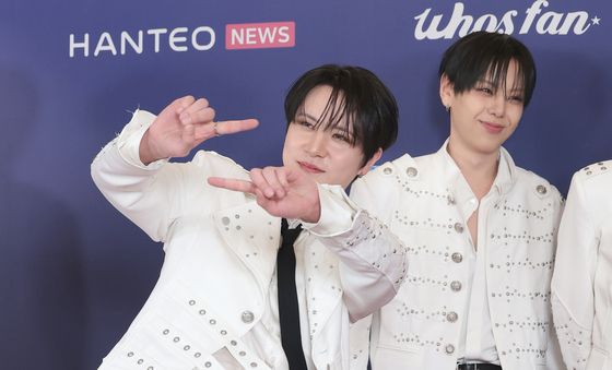 위아이 김동한, 무한 끌림