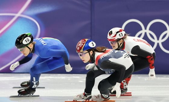 1000m 준준결승서 질주하는 최민정