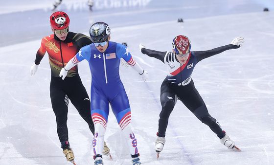 임종언, 날 뻗어보지만