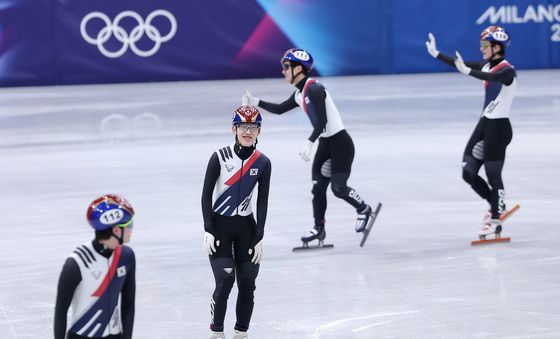계주 결승 진출에 기뻐하는 쇼트트랙 남자 대표팀