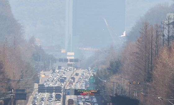 설날 귀경길, '답답한 고속도로'