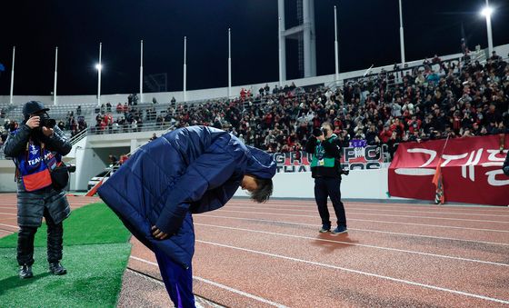 친정 찾아온 김주성의 인사