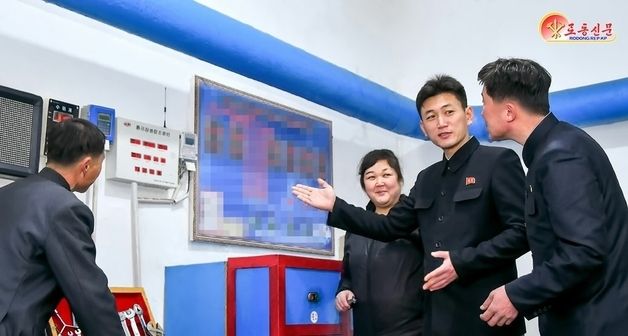 北 '주민들 생활 용수' 해결 위해 현장 뛰는 대동강구역 간부 조명