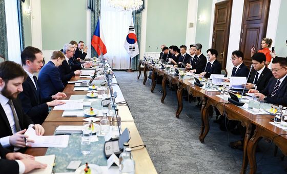 김정관 장관, 체코 산업통상부 장관 면담