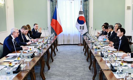 김정관 장관, 체코 산업통상부 장관 면담