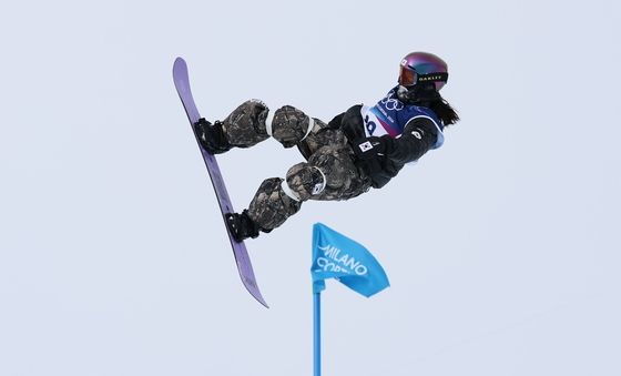 유승은, 슬로프스타일 결선 1차 시기