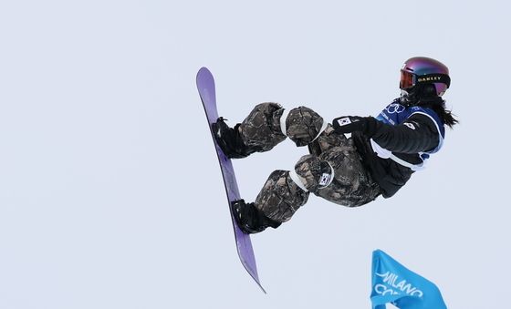 유승은, 자신감 있게 1차 시기