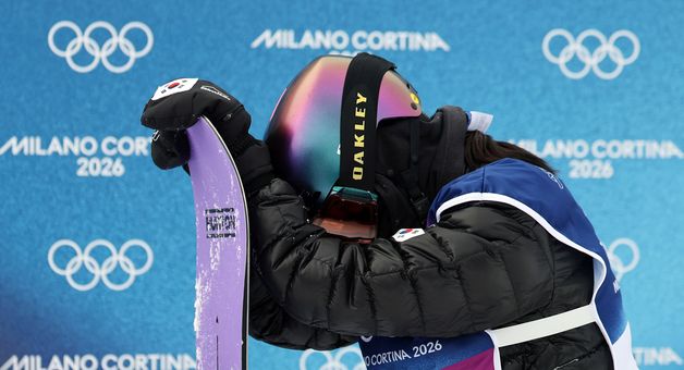 아쉬워하는 유승은