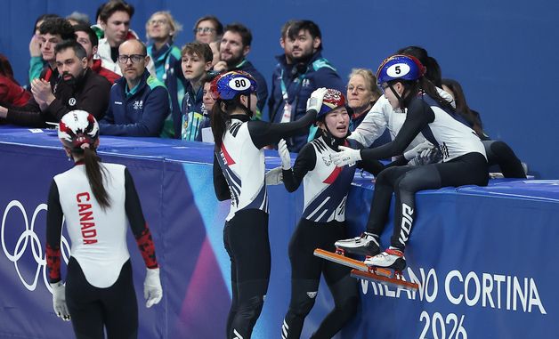 8년 만의 왕좌 탈환에 눈물 펑펑