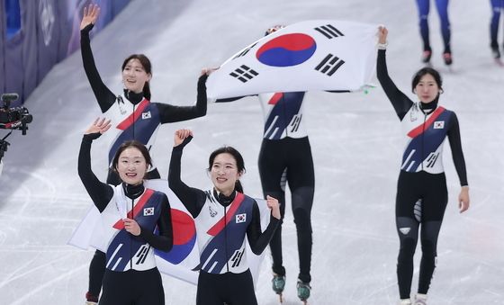 8년 만에 왕좌 탈환한 쇼트트랙 여자 계주