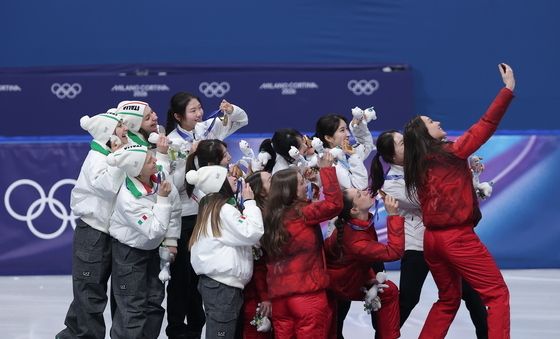 밀라노에서의 빅토리 셀피