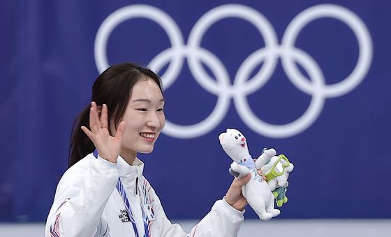 올림픽 개인 통산 6번째 메달 획득한 최민정