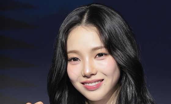 카리나, 미스터리 수사단 치트키