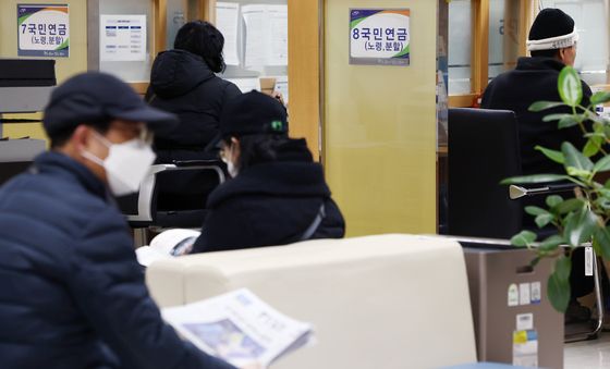 국민연금 80세 이상 수급자 100만 명 눈앞