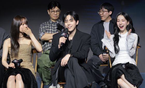 김도훈, 혜리와 카리나를 웃게 만드는 마성의 매력남