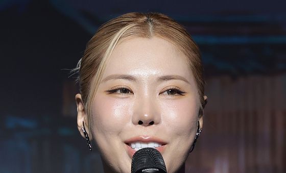 인사말 하는 가비